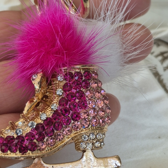 Pink and Gold Ice Skate Keychain - Picture 8 of 10